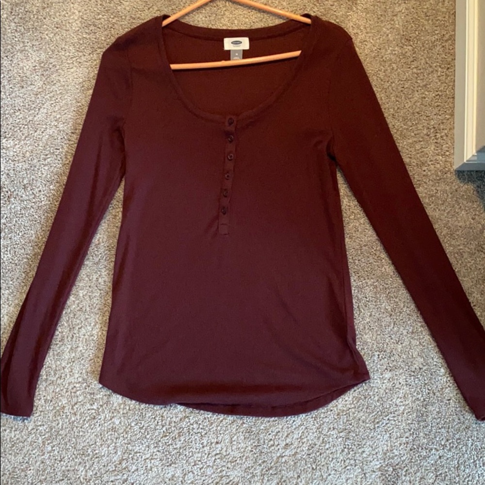 Old navy thermal t-shirt